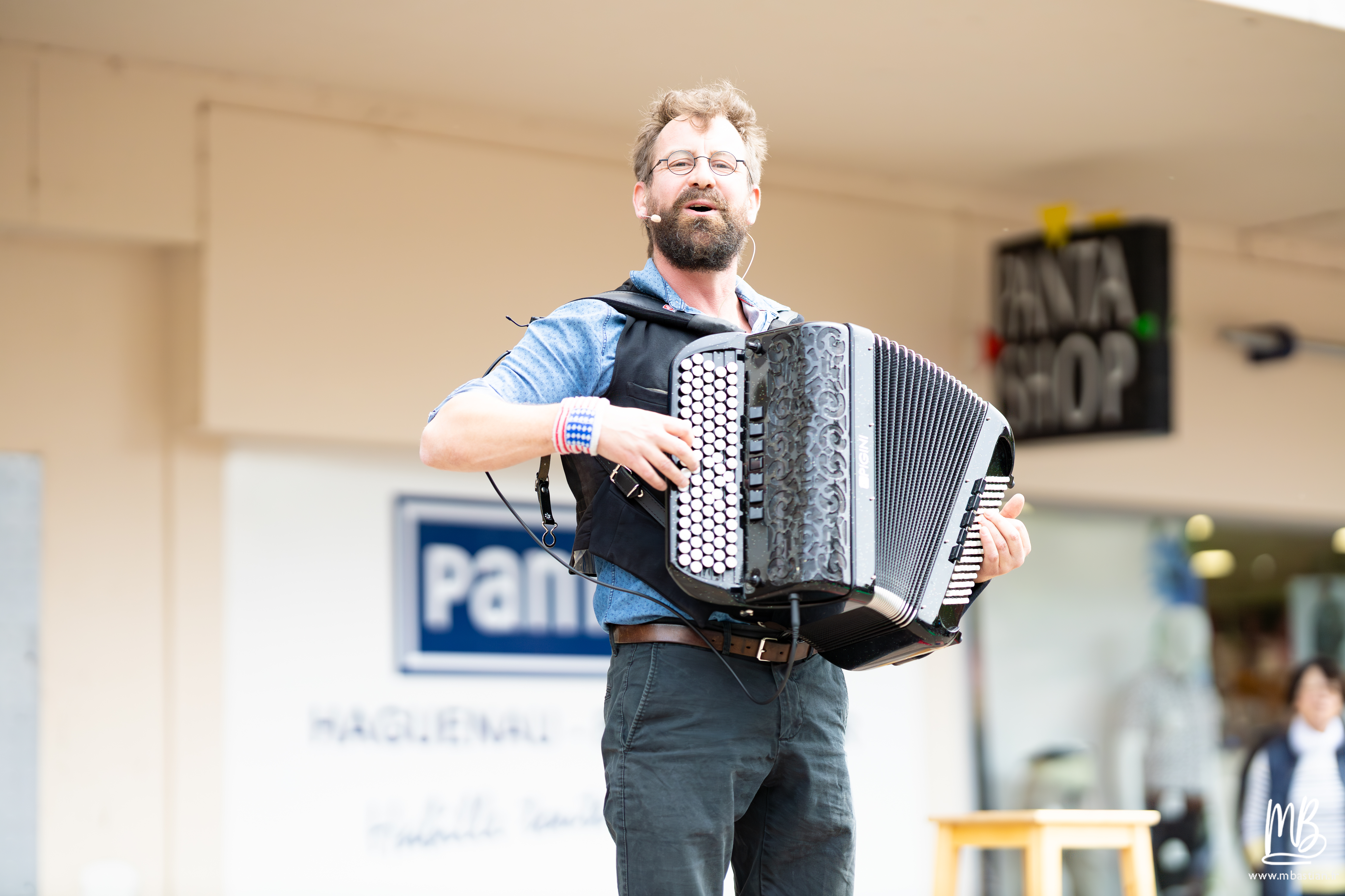 HDN2025 WALTER ET DENIS MB 17